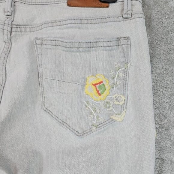 Gray Embroidered Women's Jeans - Picture 11 of 15